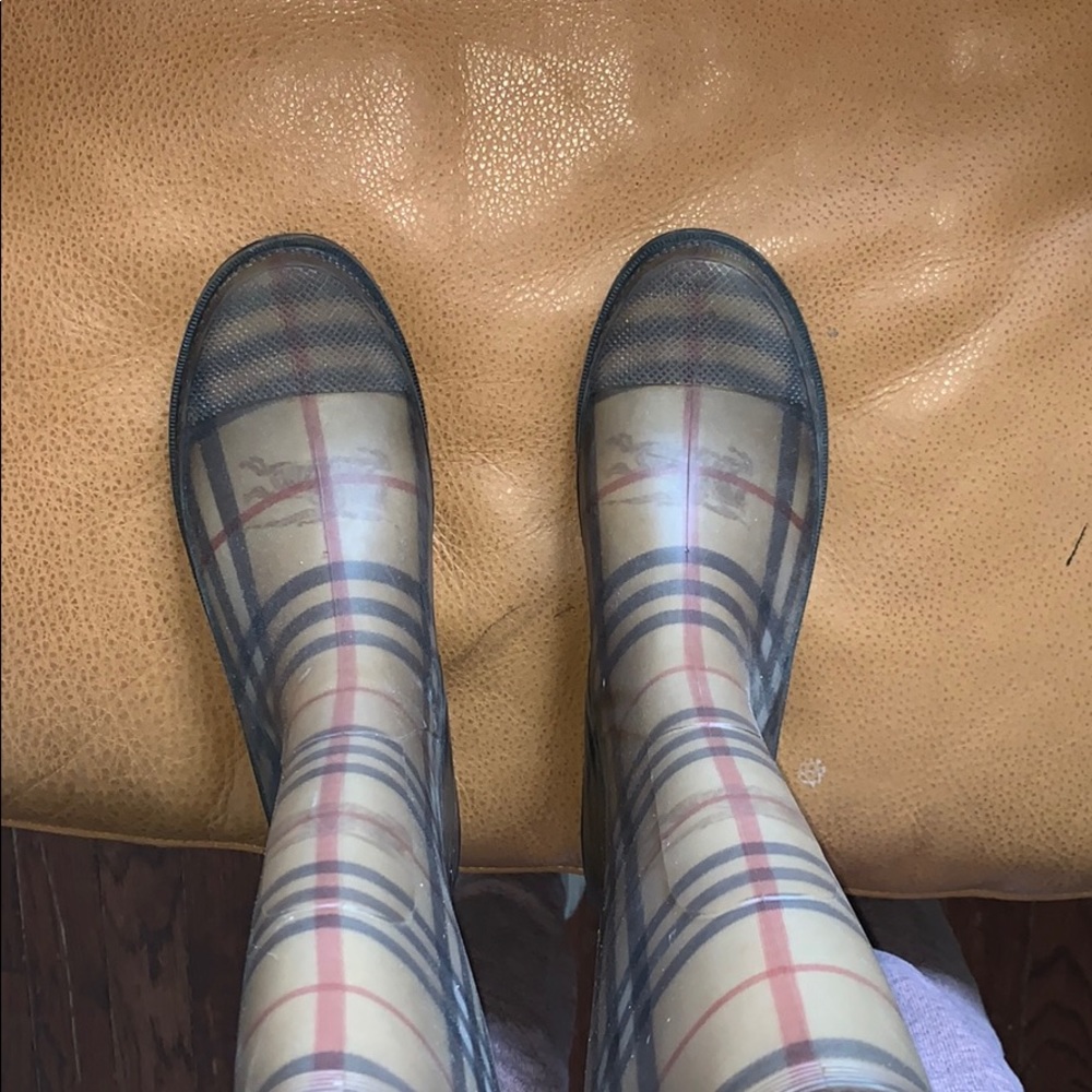 Burberry Rain Boot - Picture 2 of 7